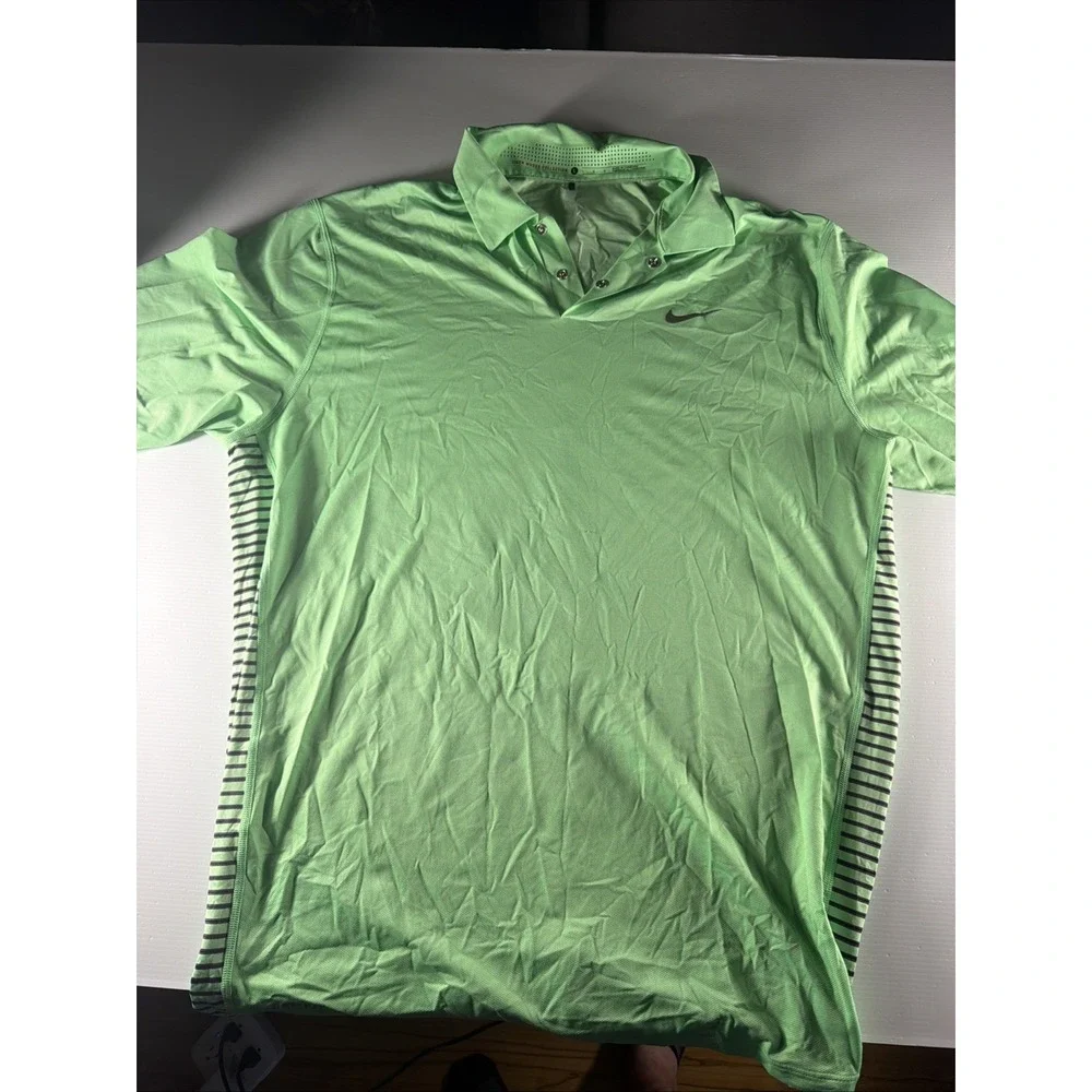 Nike Tiger Woods Collection Golf Polo Men's L Green Bear Lakes Striped